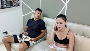 Dick-Matched: Stertister Valentina Bronw تحصل على عمل شرجي حقيقي للهواة