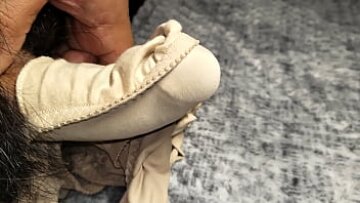 شاعر المليون على سراويل أفضل صديق: صنم محظور