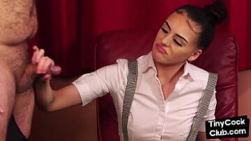 تخزين فاتنة الفتمة تهيمن ويهزم الاهتزازات لا قيمة لها رجل صغير