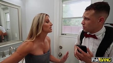 Lani Rails و Johnny Love in Ense Porn Fantasy – MILF شقراء ركوب الخيل الصلب ، شاعر المليون الوجه